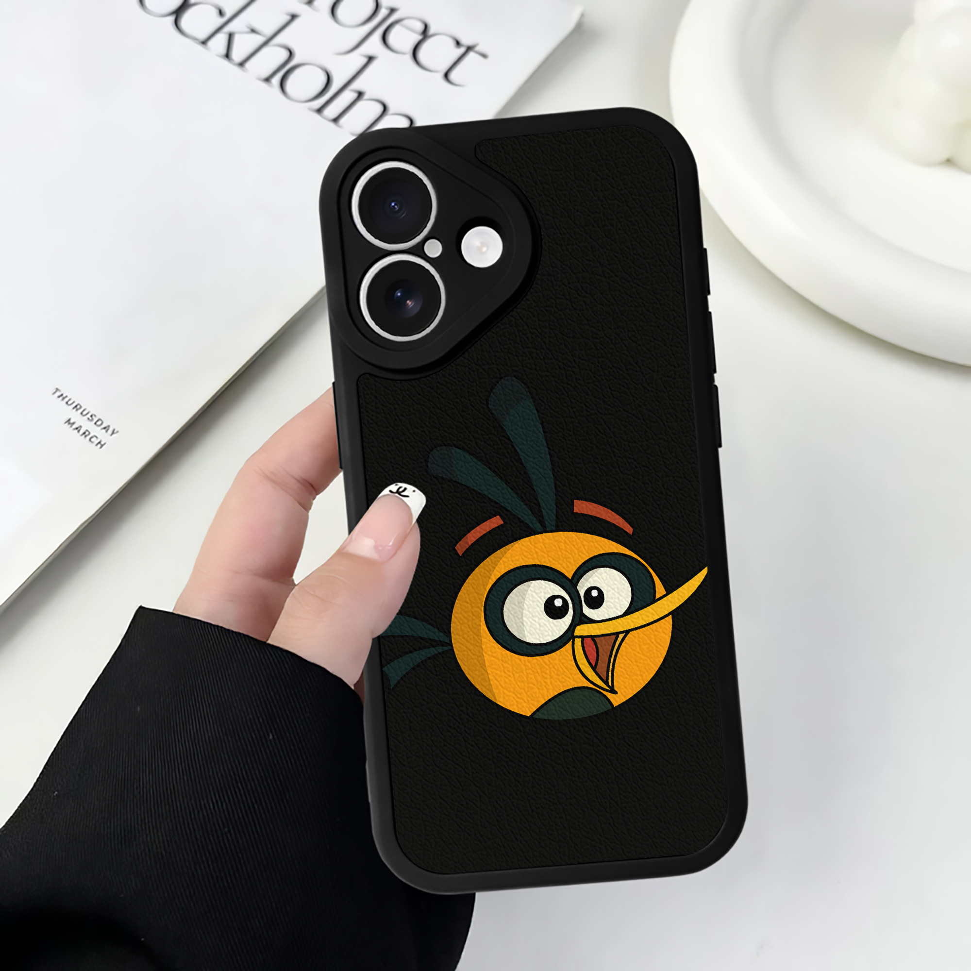 （画像用） Angry Birds アングリーバード 【iPhone 16シリーズ対応】シリコンスマホケース（レザー調） 材質：シリコン